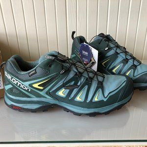 Salomon waterproof hiking shoes